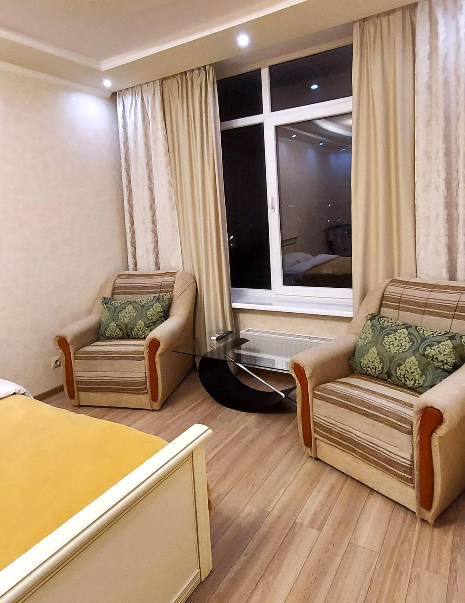 Видові 1К-2К Апартаменти 11,15, 23 Поверхи Kiev Ngoại thất bức ảnh